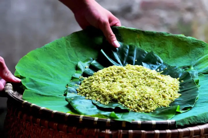 Cốm – Đặc Sản Mùa Thu Hà Nội Trứ Danh