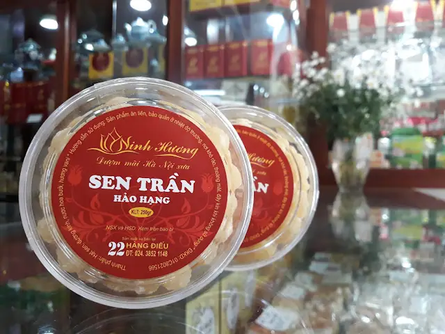 Mứt Sen Trần 22 Hàng Điếu: Món Quà Tết Cổ Truyền Gợi Hồn Xưa