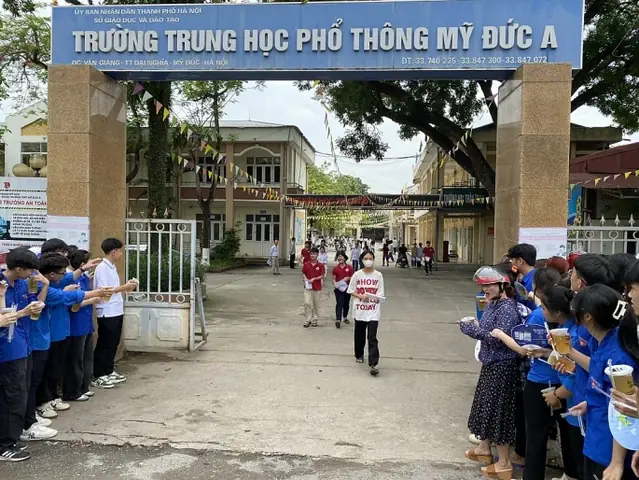Hoạt Động Tại Trường Thpt Mỹ Đức