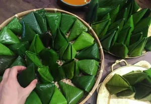 Bánh Ít Lá Gai Là Món Bánh Đặc Sản Của Bình Định