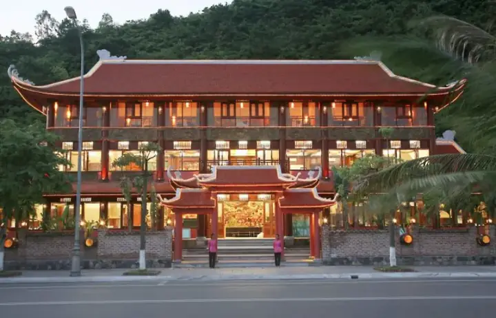 Đôi Nét Về Nhà Hàng Cổ Ngư Hạ Long