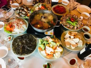 Thực Đơn Hơn 100 Món Của Nhà Hàng Cổ Ngư Hạ Long