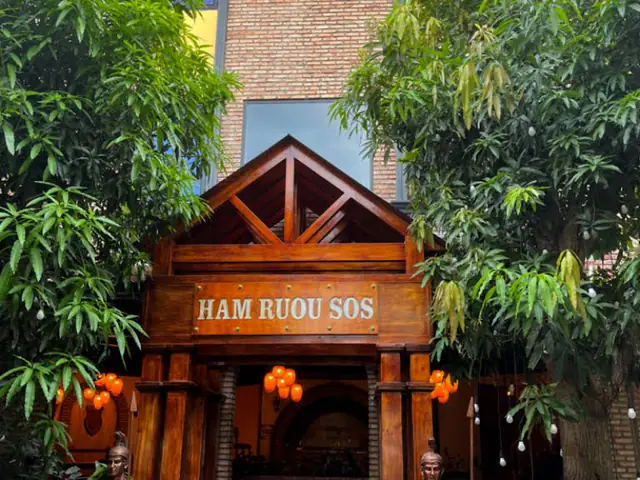 10. Hầm Rượu Sos