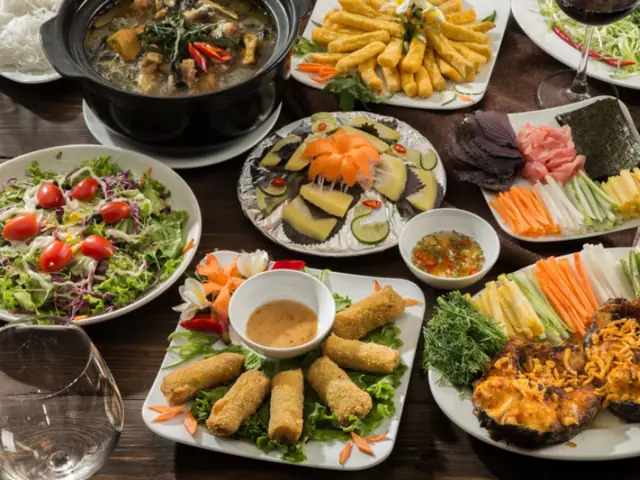 Nhà Hàng Cội Nguồn Lô A2.11 Đường 30/4 Đà Nẵng