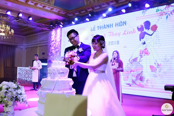 Nhà Hàng Sen Vàng Việt Trì Nhà Hàng Sen Vàng Việt Trì