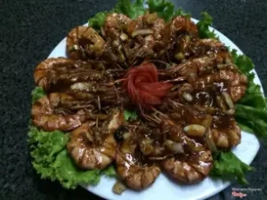 Nhà Hàng Sóng Thần Quảng Bình