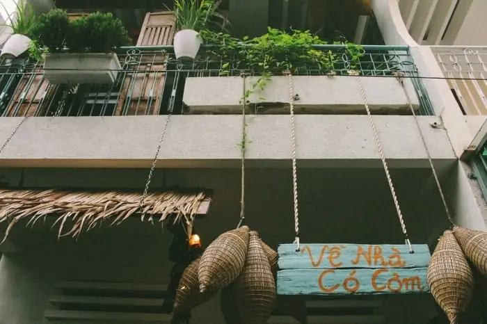 10. Về Nhà Có Cơm – Nhà Hàng Cơm Việt Nam Tại Đà Nẵng