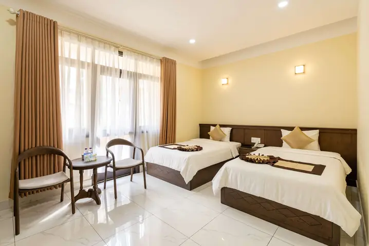 Nhà Khách 108 Nguyễn Du - Dịch Vụ - Dinh Độc Lập