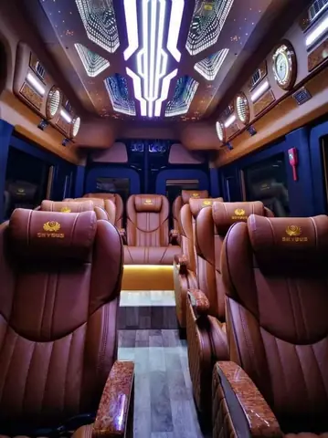 Những Câu Hỏi Thường Gặp Về Nhà Xe Rạng Đông Limousine?