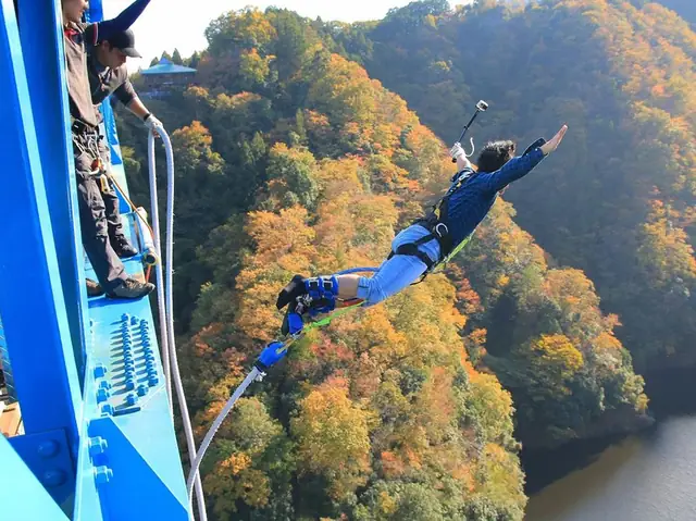Nhảy Bungee Ở Đâu Việt Nam? Top 5 Địa Điểm Hút Giới Trẻ