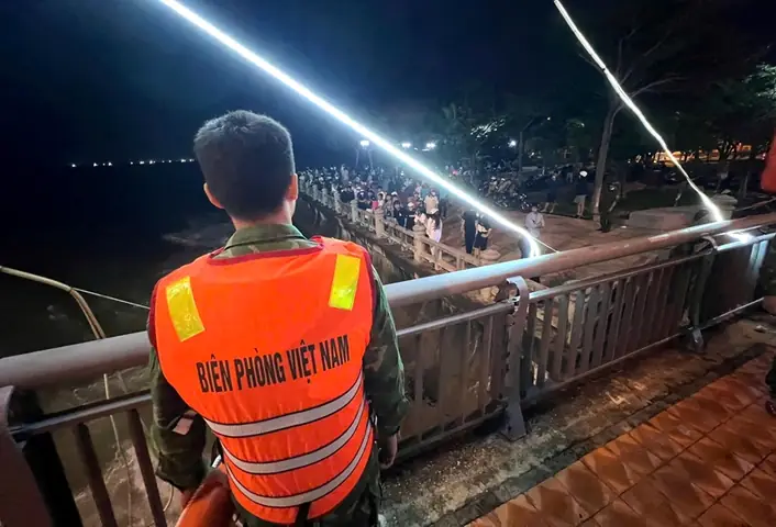 Nhảy Cầu Trần Phú Nha Trang