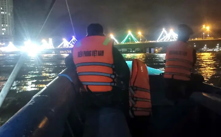 Nhảy Cầu Trần Phú Nha Trang