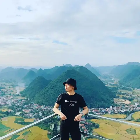 Đỉnh Nà Lày
