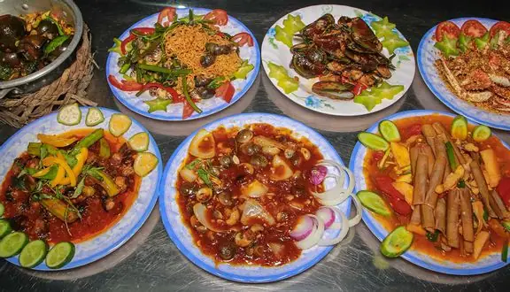 Quán Ốc Xinh Sài Gòn Ngon Tại Đà Nẵng – Ốc Lê Thanh Nghị Đà Nẵng