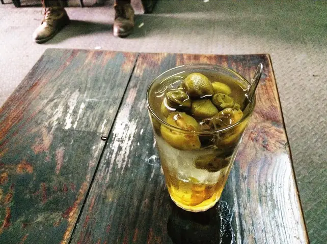 Ngá»i Vá»a Hã¨ Nhã¢m Nhi Næ°á»c Sáº¥u