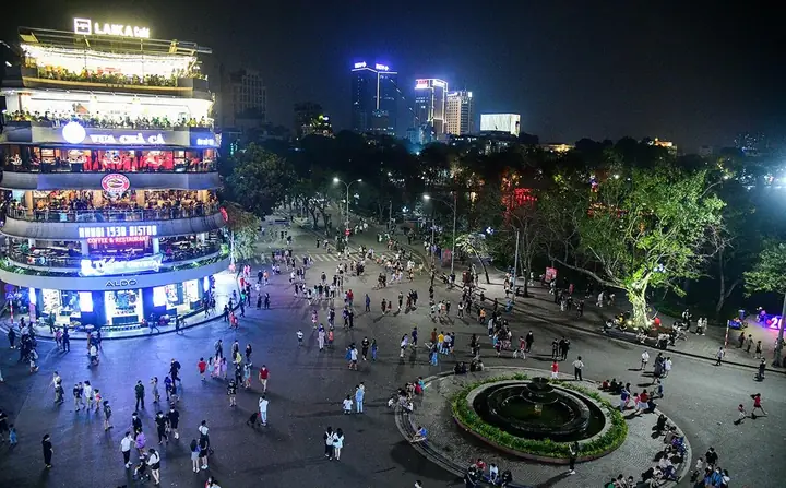 Phố Đi Bộ Hồ Gươm Là Điểm Đến Vô Cùng Hấp Dẫn Ở Hà Nội