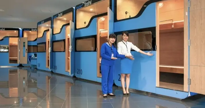 Khách Tây Chi 170.000 Đồng Chợp Mắt Trong Hộp Ngủ Ở Sân Bay Việt ...
