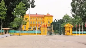 Phủ Chủ Tịch: Kinh Nghiệm Thăm Quan Khu Di Tích Cực Kì Giá Trị