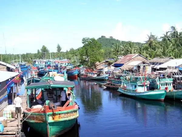 Làng Chài Hàm Ninh
