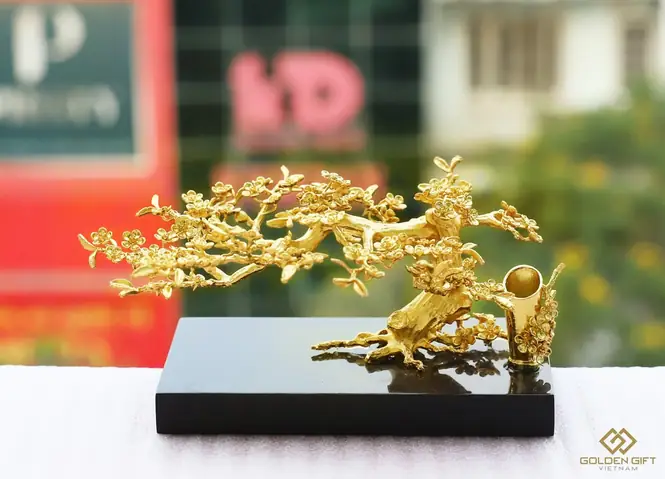 Cành Mai Mạ Vàng Tặng Sếp, Nữ Doanh Nhân Cành Mai Mạ Vàng Tặng Sếp, Nữ Doanh Nhân