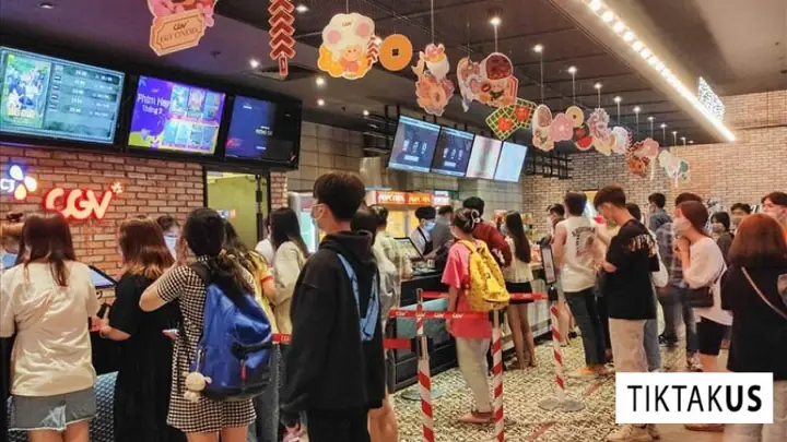 Cặp Vé Xem Phim Lãng Mạn: Cùng Nhau Tận Hưởng Những Giây Phút Giải Trí Cặp Vé Xem Phim Lãng Mạn: Cùng Nhau Tận Hưởng Những Giây Phút Giải Trí