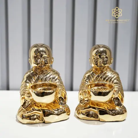 11. Tượng Chú Tiểu Mạ Vàng 11. Tượng Chú Tiểu Mạ Vàng