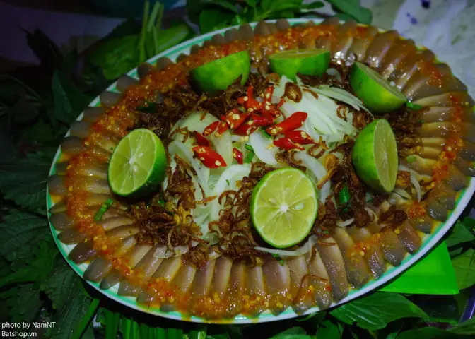 Quán Đặc Sản Gỏi Cá Trích - Quán Cây Bàng