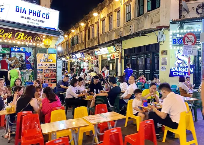 Top Quán Bia Hơi Hà Nội Được Dân Nhậu Đánh Giá Cao