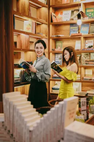 Tầng 1 Siêu Thơ Với Không Gian Thoáng Đáng, Cực Chill