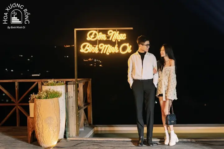 Kinh Nghiệm Khi Ghé Các Quán Cafe View Đẹp Về Ban Đêm Tại Đà Lạt Kinh Nghiệm Khi Ghé Các Quán Cafe View Đẹp Về Ban Đêm Tại Đà Lạt
