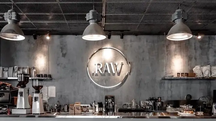 Top 10 Quán Cafe Hoàng Đạo Thúy Đồ Uống Ngon, View Đẹp | Xanh ...