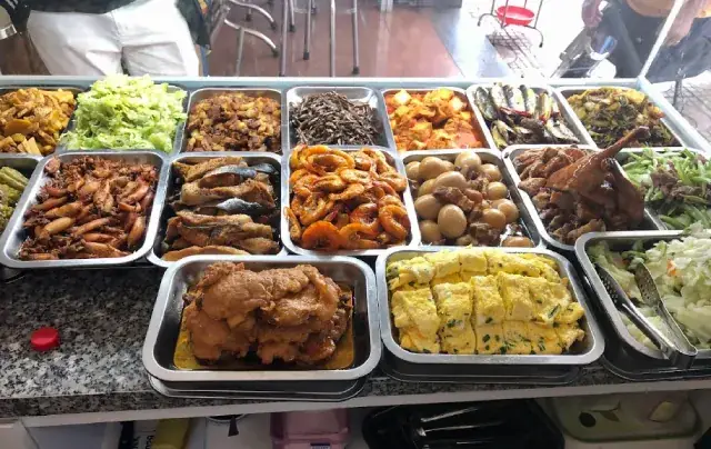 Quán Cơm Bình Dân Hùng Mập Nha Trang