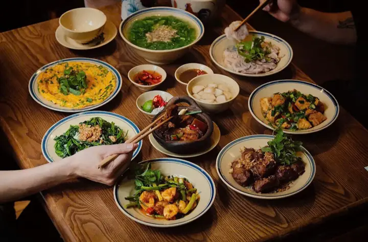 Cơm Lệ
