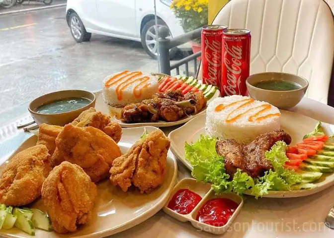 Cơm Gà Life