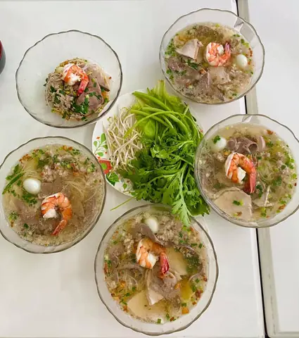 Hủ Tiếu Mì & Bún Riêu Bờ Hồ Hủ Tiếu Mì & Bún Riêu Bờ Hồ