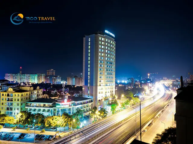 Tomodachi Retreat Làng Mít Sơn Tây Resort