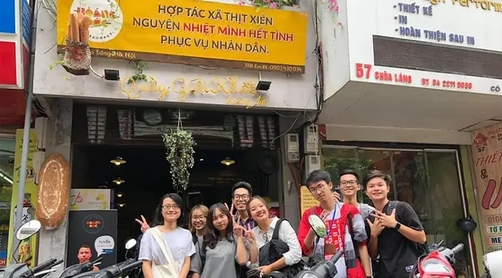 Bánh Mì Thịt Xiên Hoàng Đức