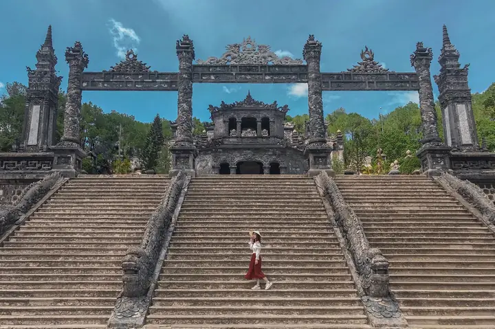 Lang Khai Dinh Di Hue Da Nang Hoi An 4n5d Chi Voi 3 Trieu Tin Duoc Khong