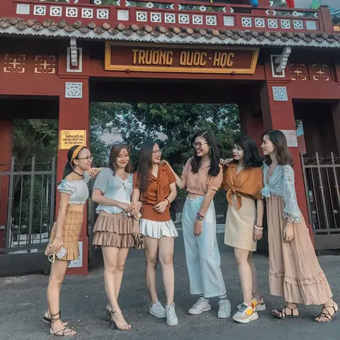 Truong Quoc Hoc Hue Di Hue Da Nang Hoi An 4n5d Chi Voi 3 Trieu Tin Duoc Khong