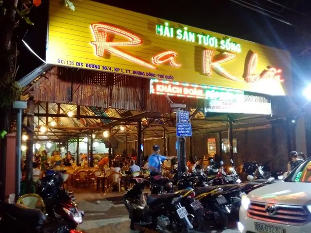 Nhà Hàng Ra Khơi Phú Quốc – Quán Ăn Ngon Rẻ Ở Phú Quốc