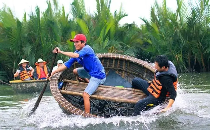 What Does Rừng Dừa Bảy Mẫu Mean In English?