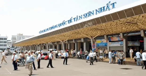 Sân Bay Tân Sơn Nhất Cách Trung Tâm Bao Xa? Cách Di Chuyển Từ ...
