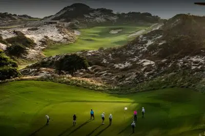 Sân Golf The Bluffs Hồ Tràm Strip Vũng Tàu