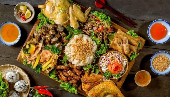 Thiên Sơn Quán - Bia Hơi & Gà Mẹt Ở Hà Nội | Foody.vn