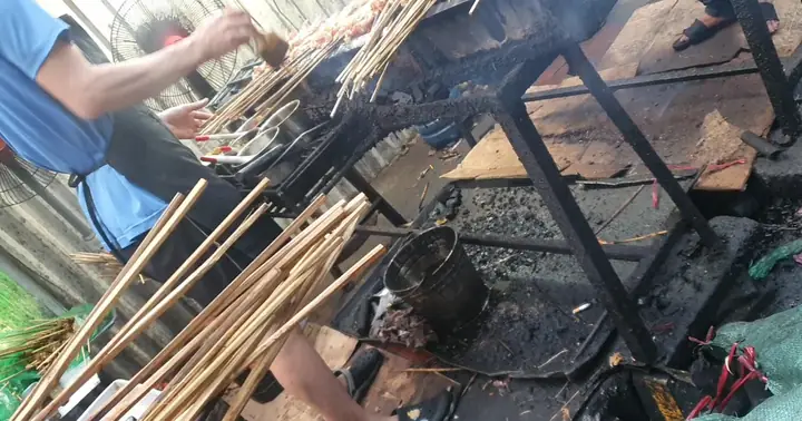Hà Nội: Hình Ảnh 'ám Ảnh' Ở Các Quán Chân Gà Nướng Ở Phố Lý Văn ... Hà Nội: Hình Ảnh 'ám Ảnh' Ở Các Quán Chân Gà Nướng Ở Phố Lý Văn ...