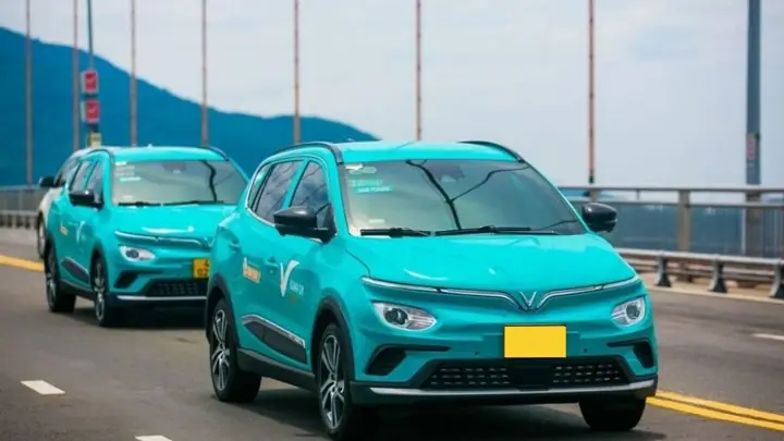 Top 4 Hãng Taxi Biên Hòa Giá Cả Hợp Lý Và Uy Tín Nhất | Xanh Sm Top 4 Hãng Taxi Biên Hòa Giá Cả Hợp Lý Và Uy Tín Nhất | Xanh Sm