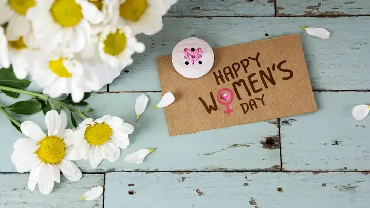 Cảm Hứng Từ Những Người Phụ Nữ Tiên Phong Khám Phá Thế Giới Cảm Hứng Từ Những Người Phụ Nữ Tiên Phong Khám Phá Thế Giới