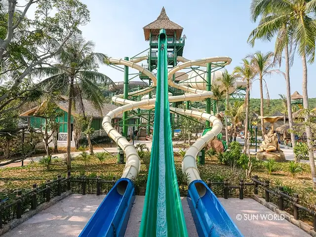 Xà Vương Giao Chiến