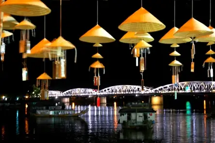 Chiếc Nón Lá Việt Nam - Báo Đắk Lắk Điện Tử