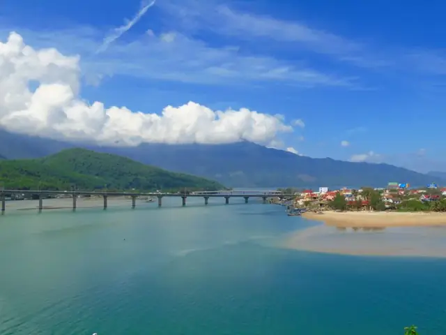 Kinh Nghiệm Du Lịch Biển Lăng Cô Và Đầm Lập An - Ca Huế Trên ...